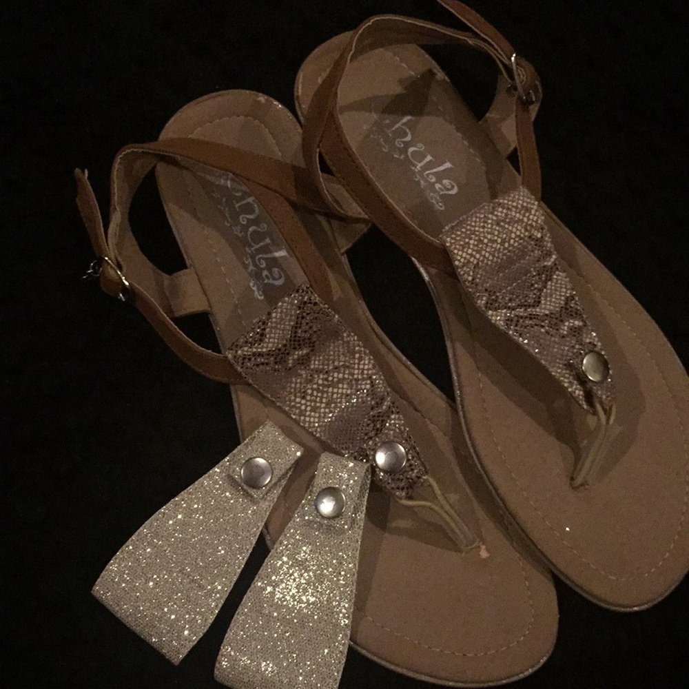 Sandals - Picture 3 of 3